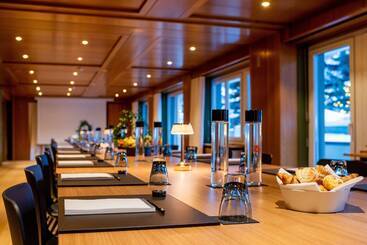 هتل Schweizerhof Zermatt   A Small Luxury