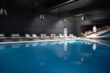 هتل Schweizerhof Zermatt   A Small Luxury