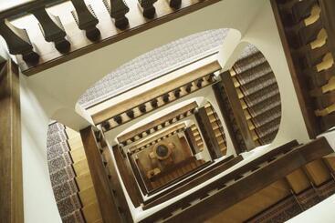 فندق Suvretta House