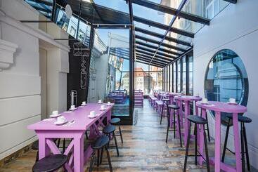酒店 Swiss Wine By Fassbind