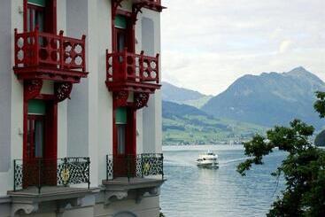 Hotel Vitznauerhof Lifestyle Hideaway At Lake Lucerne