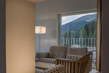 Waldhotel & Spa Davos   For Body & Soul