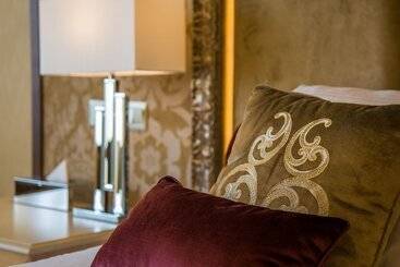 Adams Beach Hotel & Spa