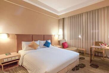 هتل Beijing Xinqiao