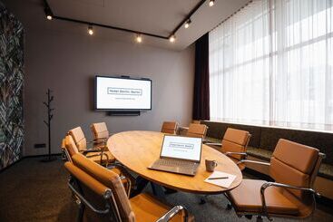 هتل Berlin, Berlin, A Member Of Radisson Individuals