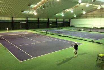 酒店 Costa Rica Tennis Club &