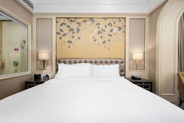 هتل Crowne Plaza Zhengzhou, An Ihg