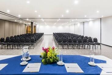 هتل Dorado Plaza Bocagrande