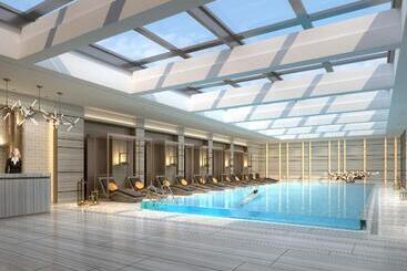 هتل Golden Tulip Shanghai Hongqiao   A Louvre
