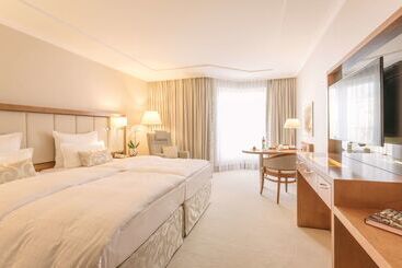 هتل Grand Elysee Hamburg