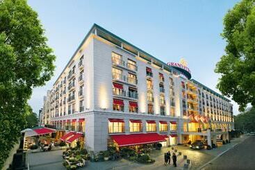 هتل Grand Elysee Hamburg