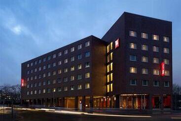 هتل Ibis Hamburg Alsterring