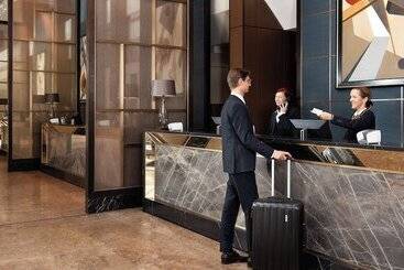 هتل Intercontinental Berlin, An Ihg