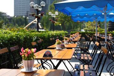 Kempinski Hotel Beijing Yansha Center