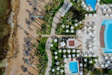 בית מלון כפרי Louis Ledra Beach