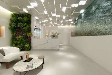 هتل Radisson Beach Resort Larnaca