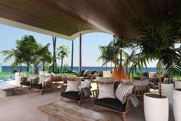هتل Radisson Beach Resort Larnaca