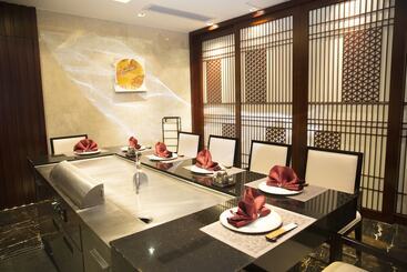 هتل Shantou International