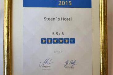 هتل Steens