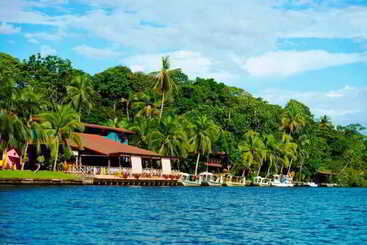 هتل Tortuga Lodge & Gardens By Böëna