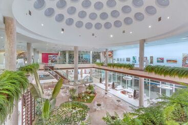هتل Tryp Habana Libre