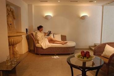 Bernstein Hotel Villa Kastania