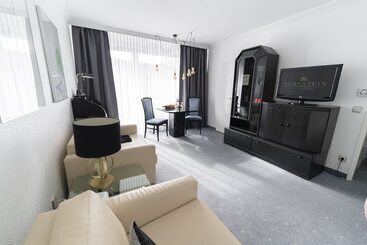 Bernstein Hotel Villa Kastania