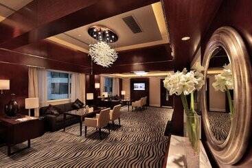 The Dragon Hotel Hangzhou