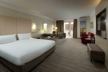 酒店 Doubletree By Hilton Hannover Schweizerhof