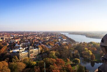 酒店 Doubletree By Hilton Hannover Schweizerhof