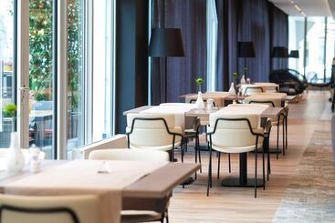 酒店 Doubletree By Hilton Hannover Schweizerhof