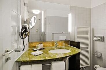 酒店 Doubletree By Hilton Hannover Schweizerhof