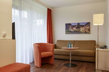 هتل Plaza Inn Goslar