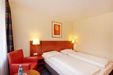 هتل Plaza Inn Goslar