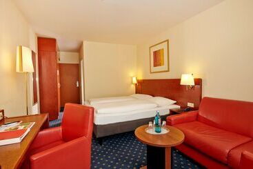 هتل Plaza Inn Goslar
