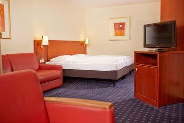 هتل Plaza Inn Goslar