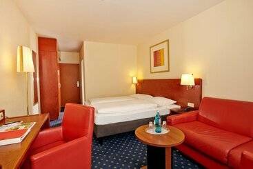 هتل Plaza Inn Goslar