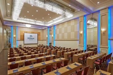 هتل Hilton Dusseldorf