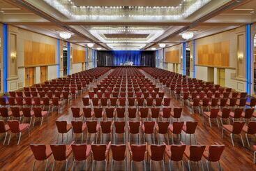 هتل Hilton Dusseldorf