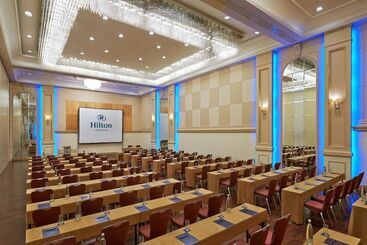 هتل Hilton Dusseldorf