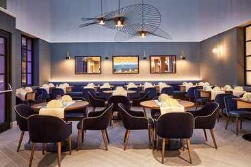 هتل Hilton Dusseldorf