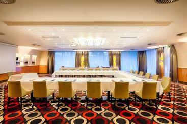 Leonardo Hotel Hannover Airport