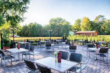 Leonardo Hotel Köln Bonn Airport