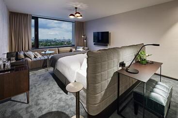 Lindner Hotel Dusseldorf Seestern, Part Of Jdv By Hyatt