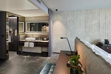 Lindner Hotel Dusseldorf Seestern, Part Of Jdv By Hyatt