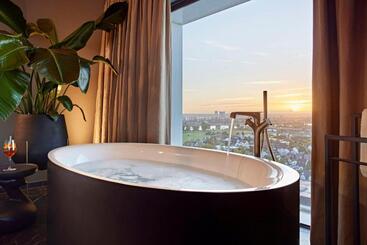 Lindner Hotel Dusseldorf Seestern, Part Of Jdv By Hyatt