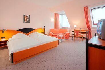 هتل Tryp By Wyndham Kassel City Centre