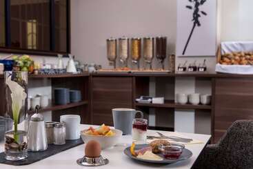 هتل Tryp By Wyndham Köln City Centre
