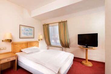هتل Tryp By Wyndham Köln City Centre