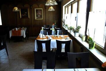 Airport Hotel Filder Post